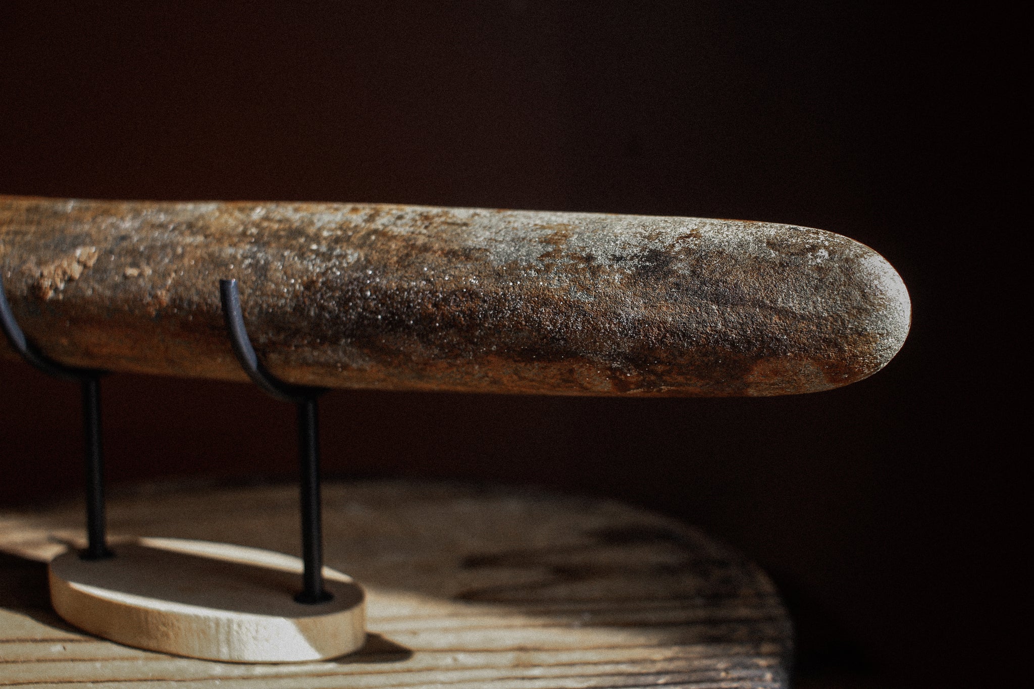 Early Neolithic Capsian Culture Cylindrical Rubbing Mill Pestle on Stand