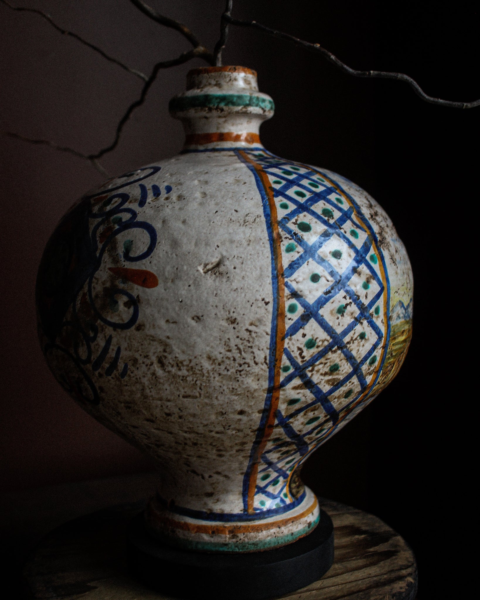 Large 17th Century Urbino Majolica Vessel