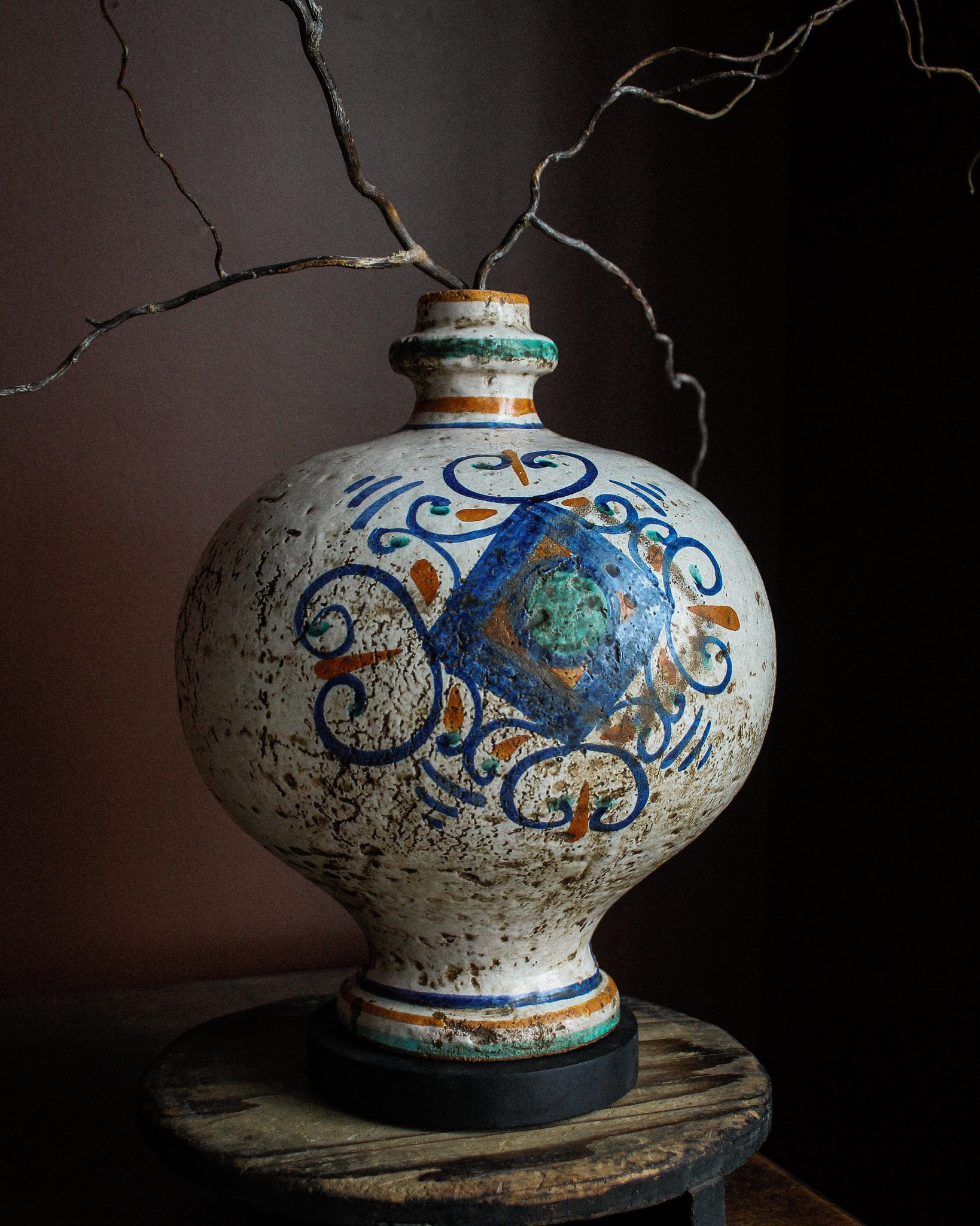 Large 17th Century Urbino Majolica Vessel