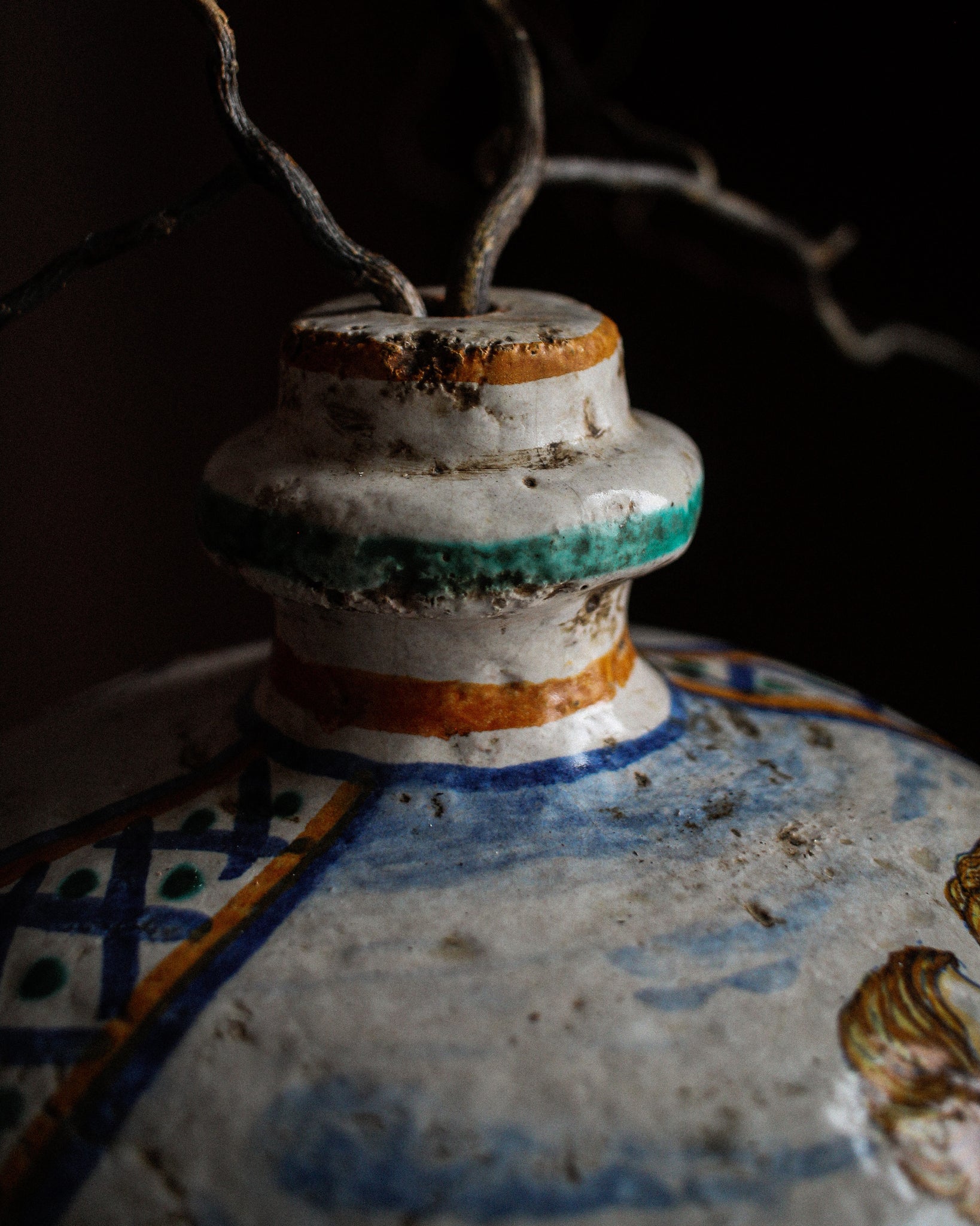 Large 17th Century Urbino Majolica Vessel