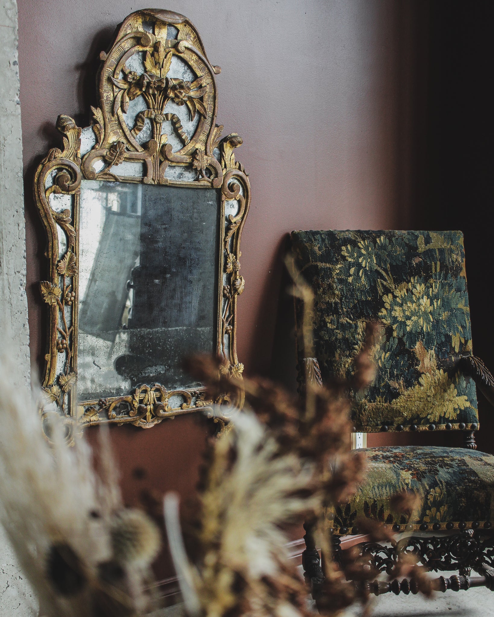 18th Century Italian Giltwood Mirror