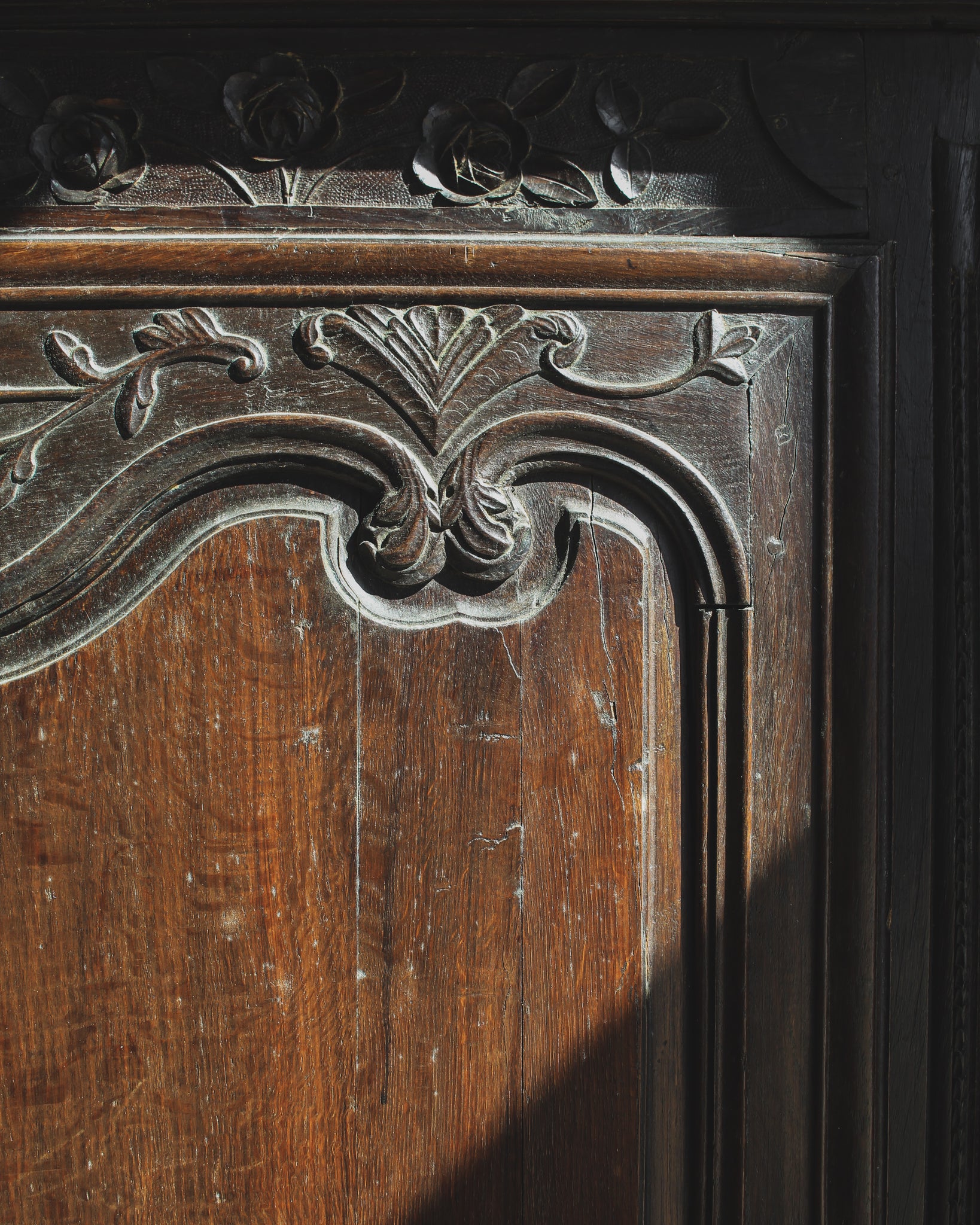 18th c. Petite Carved Oak Armoire